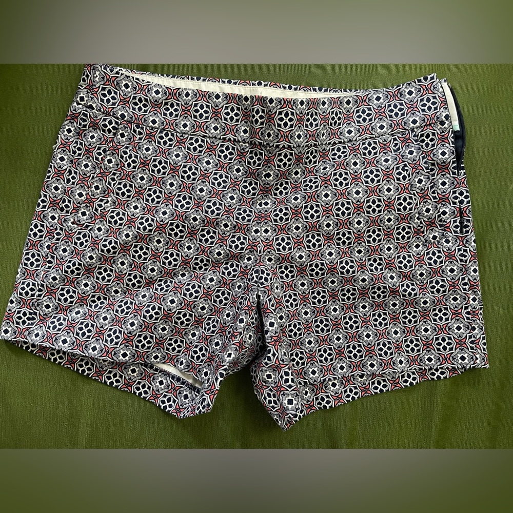 J Crew Stretch Flat Front Shorts size 8